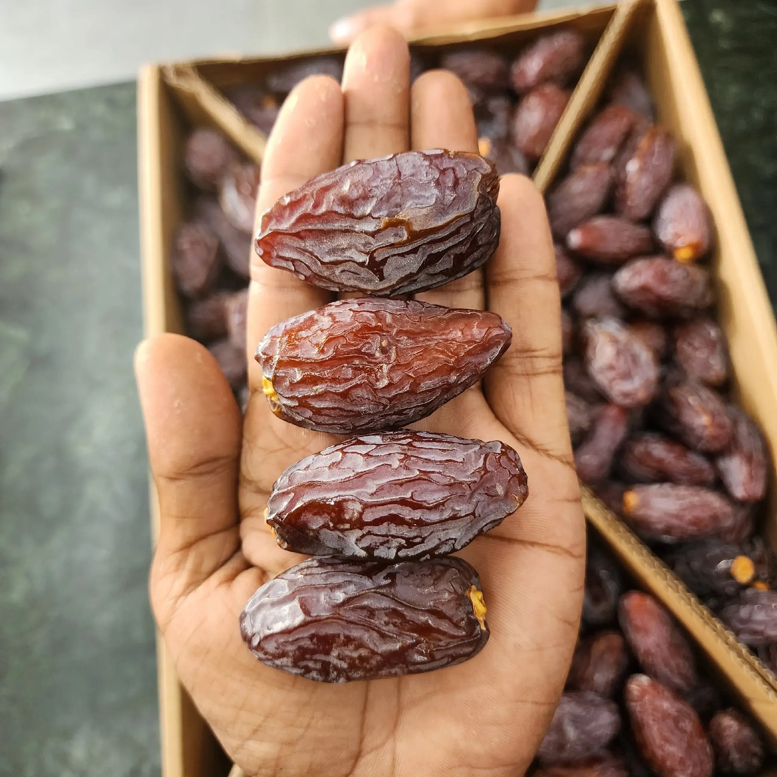 MEDJOOL Dates  મેદજુલ ખજુર